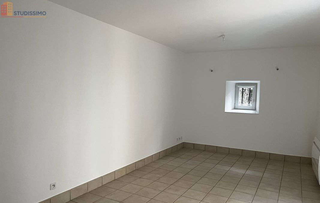Studio 30m² Vernoux-en-Vivarais - Aucun caractère mentionné - Photo 3