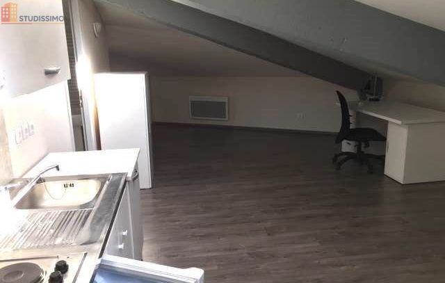Studio 22m² Tournon-sur-Rhône - Meublé, dernier étage - Photo 4