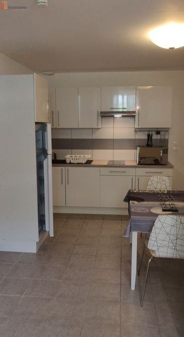 Studio à Baix
