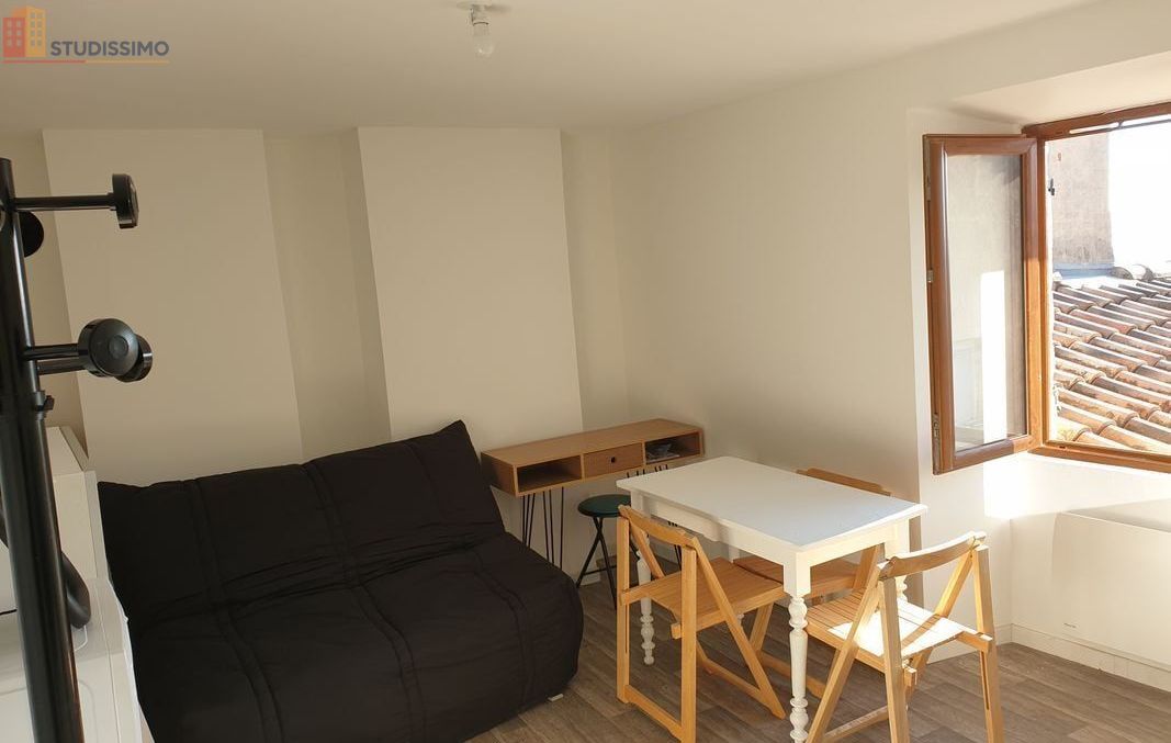 Studio 14m² Aubenas centre-ville - Meublé, refait à neuf - Photo 2