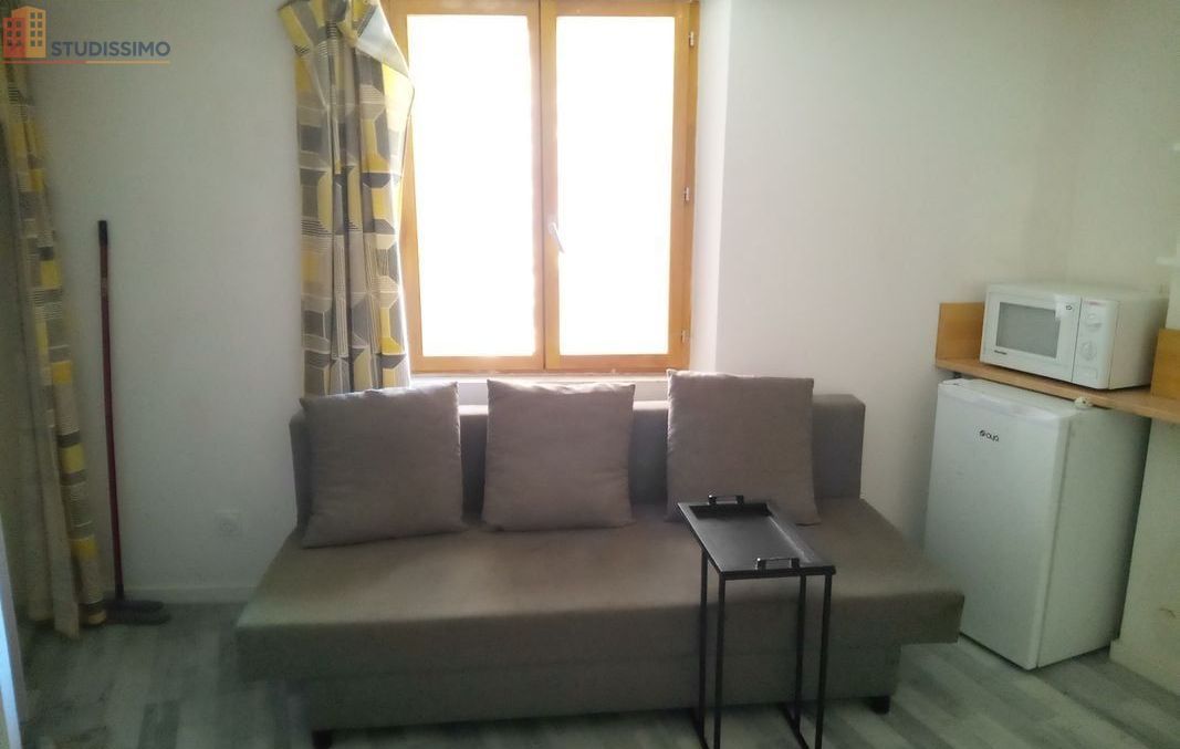 Studio meublé 18m² Tournon-sur-Rhône - Au 2e, calme - Photo 2