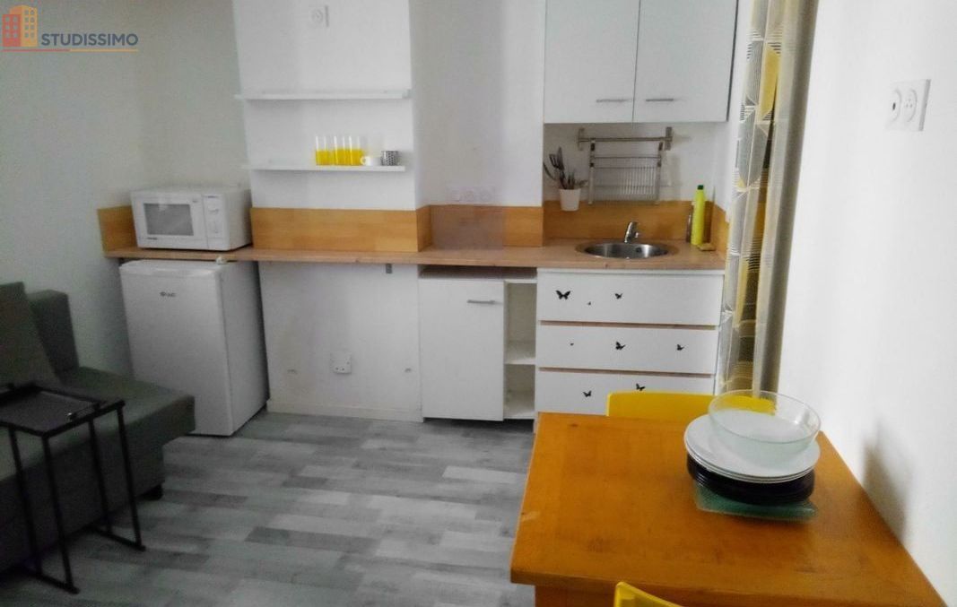 Studio meublé 18m² Tournon-sur-Rhône - Au 2e, calme - Photo 1