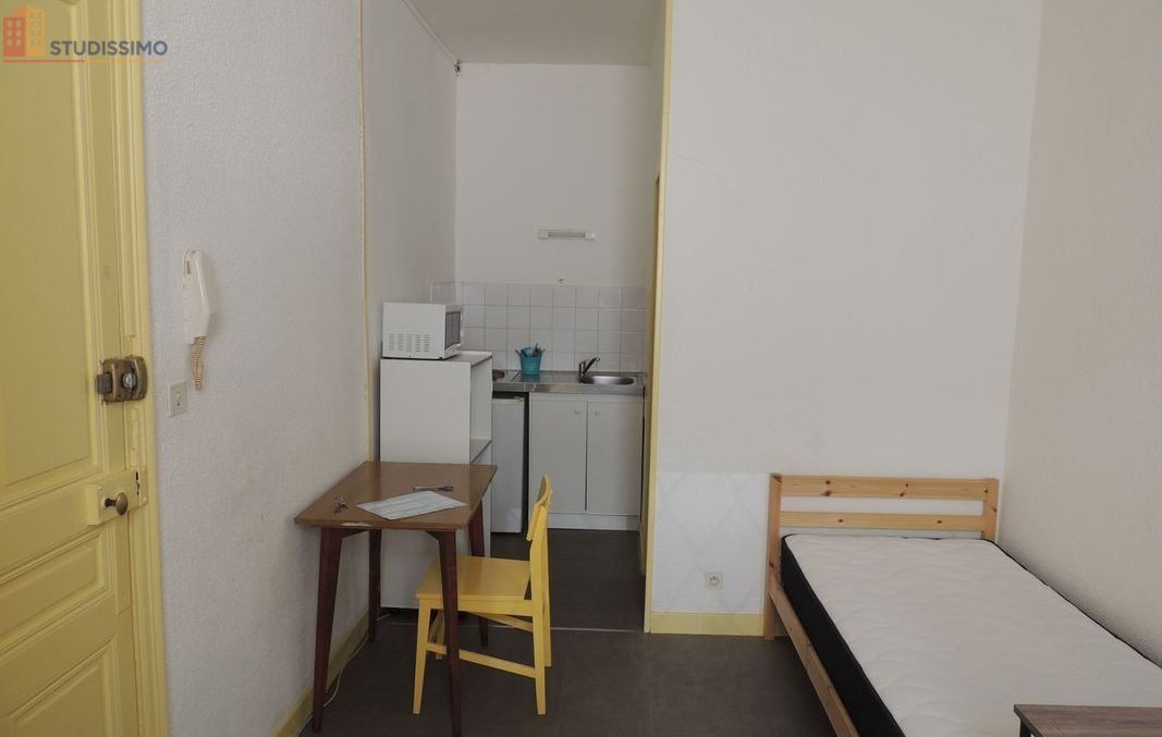 Studio à Privas