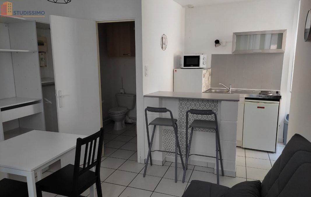 Studio meublé 18m² Aubenas centre - Rénové, lumineux - Photo 1