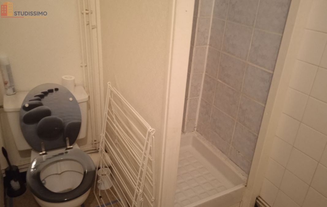 Studio meublé 28m² Annonay centre - Meublé, lumineux - Photo 2