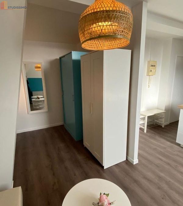 Studio meublé 28m² Sedan 08200 - Lumineux, dernier étage - Photo 3