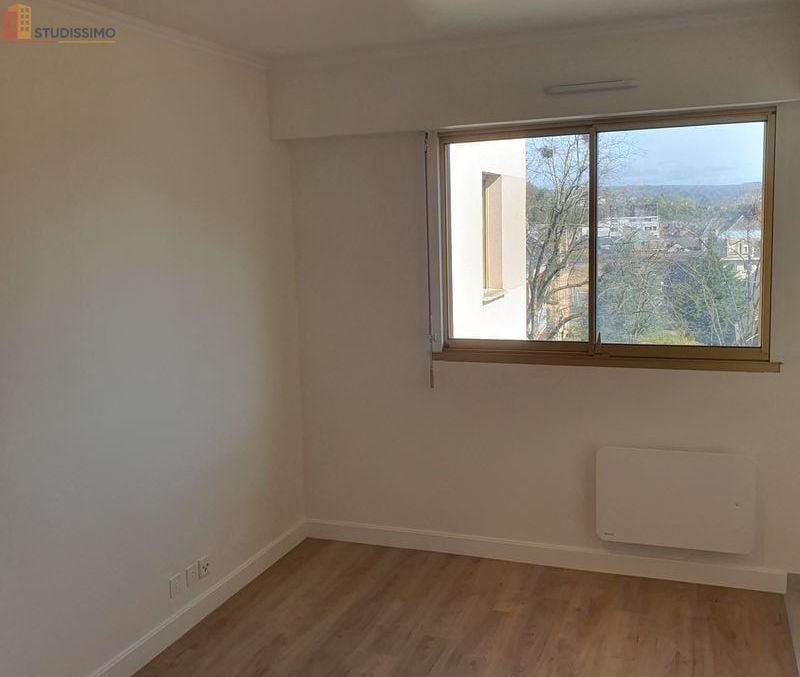 Studio meublé 16m² Charleville-Mézières - Meublé, dernier étage - Photo 7