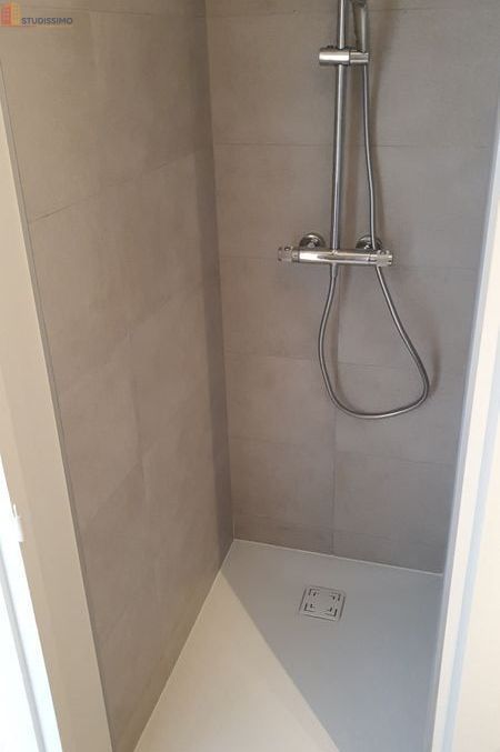Studio meublé 16m² Charleville-Mézières - Meublé, dernier étage - Photo 4