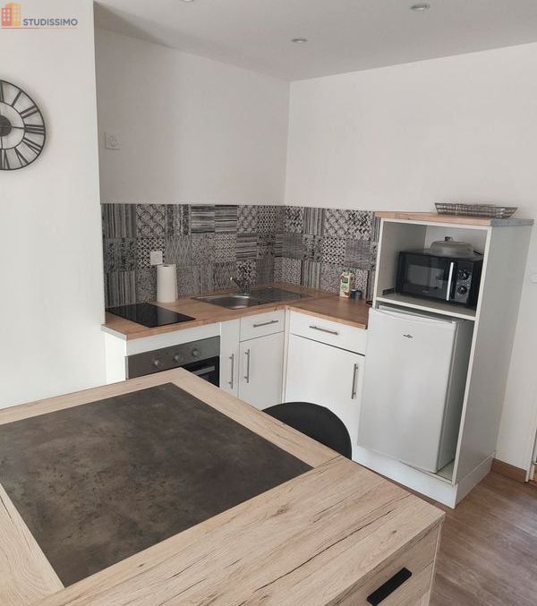 Studio meublé 30m² Charleville-Mézières - Proche gare, wifi - Photo 1