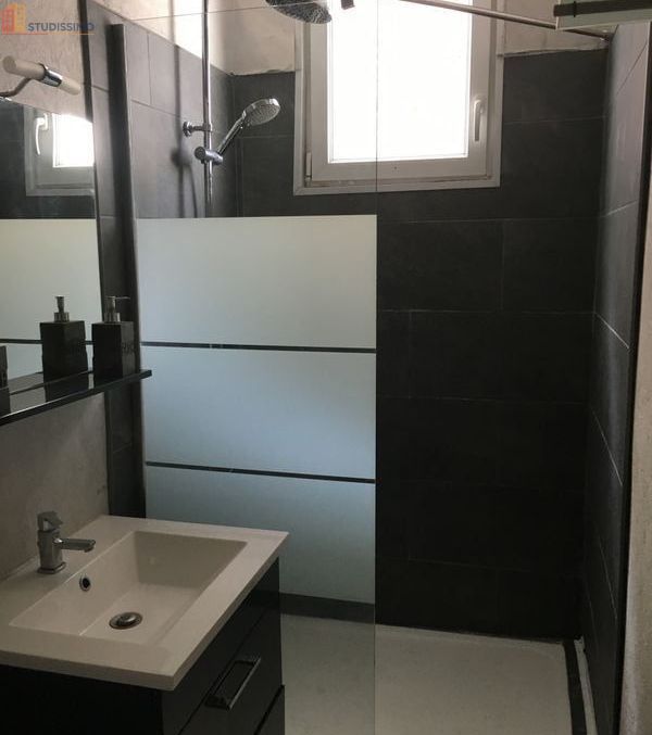 Studio meublé 32m² Charleville-Mézières - Meublé, DPE D - Photo 2