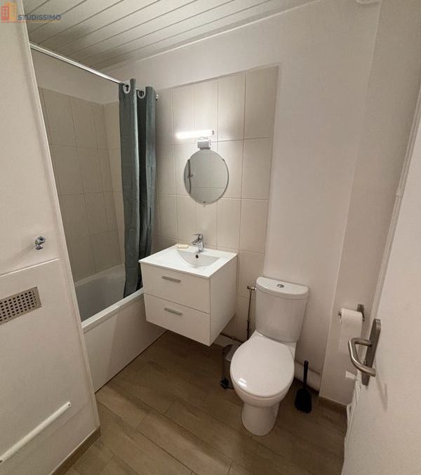 Studio meublé 18m² Charleville-Mézières - Meublé, 2e étage - Photo 1