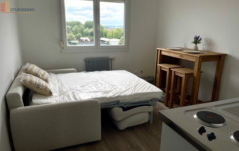 Studio 18m² Charleville-Mézières - Meublé, 4e étage - Photo 1