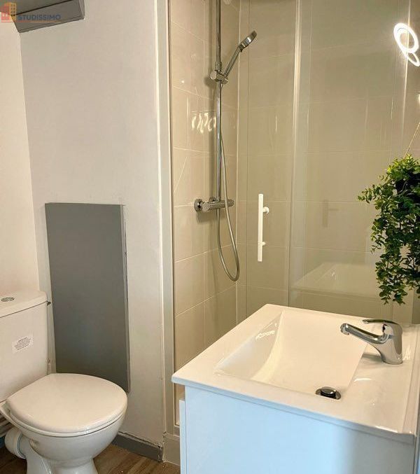 Studio 18m² Charleville-Mézières - Meublé, 4e étage - Photo 2