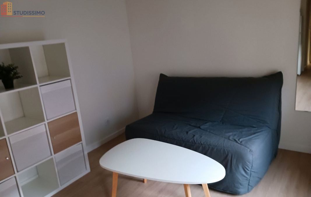 Studio meublé 18m² Charleville-Mézières - Hypercentre, calme - Photo 1
