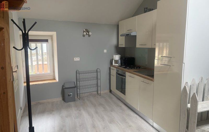 Studio meublé 30m² Perles-et-Castelet - Étage haut, lumineux - Photo 2