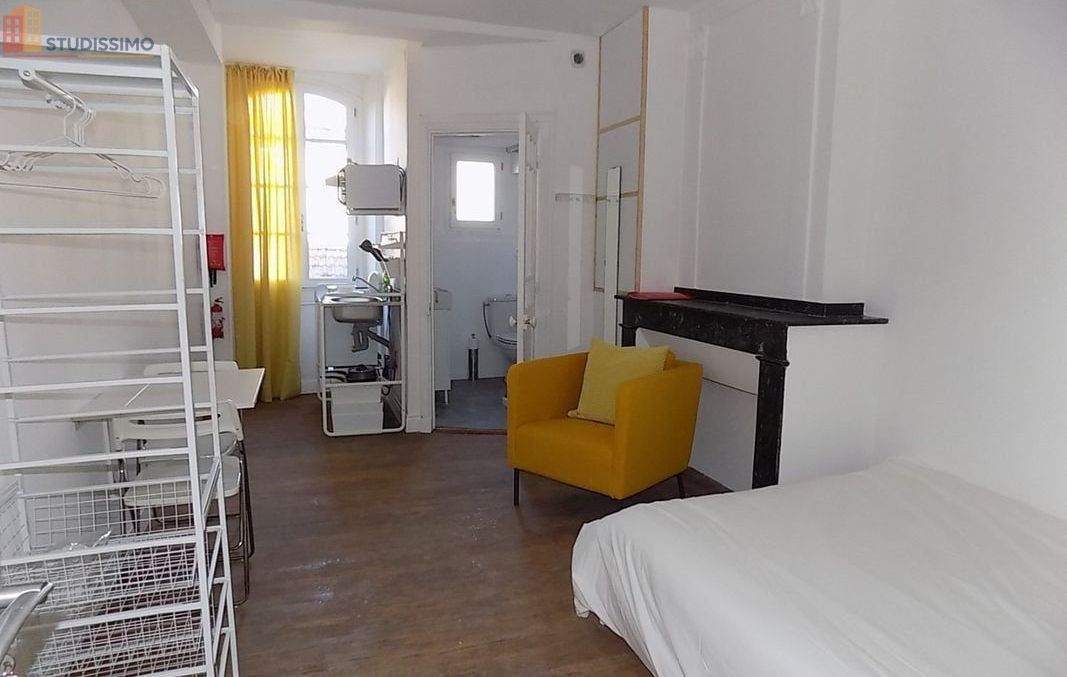 Studio meublé 17m² Foix - Meublé, situé 2e étage - Photo 1