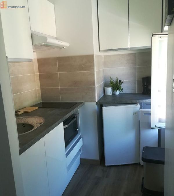 Studio 22m² Foix - Meublé, dernier étage - Photo 4