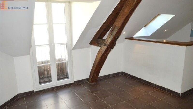 Studio 19m² Troyes - 2e étage, DPE C - Photo 1