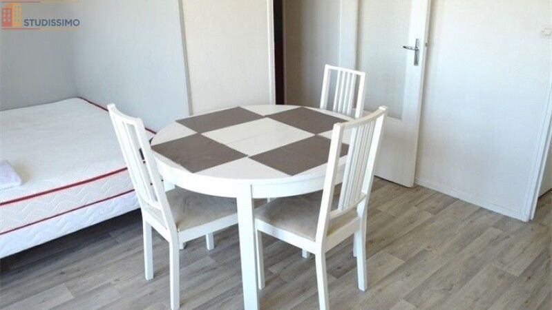 Studio 26m² Saint-Julien-les-Villas - Meublé, DPE D - Photo 8