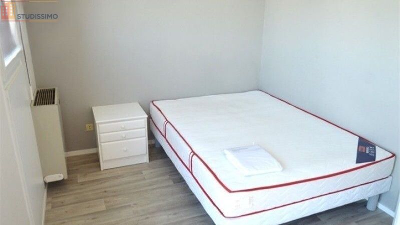 Studio 26m² Saint-Julien-les-Villas - Meublé, DPE D - Photo 3