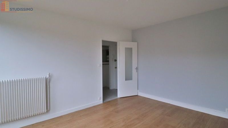 Studio 26m² Saint-André-les-Vergers - (aucune caractéristique) - Photo 9