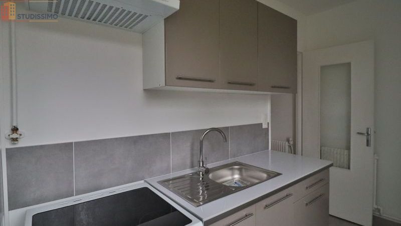 Studio 26m² Saint-André-les-Vergers - (aucune caractéristique) - Photo 3