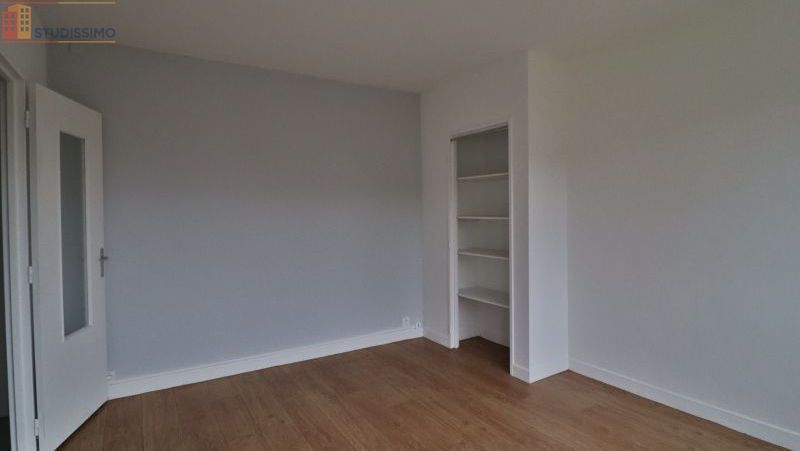Studio 26m² Saint-André-les-Vergers - (aucune caractéristique) - Photo 5