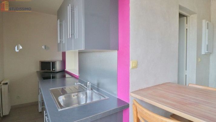 Studio 25m² Saint-Julien-les-Villas - Meublé - Photo 1