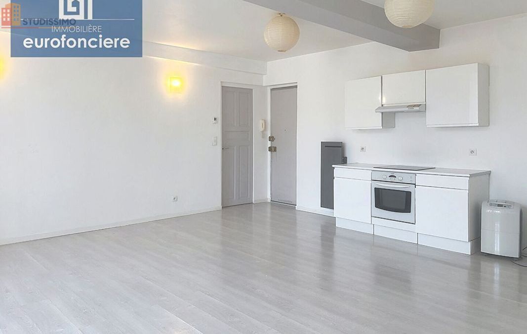 Studio 68m² Troyes - spacieux, lumineux - Photo 4