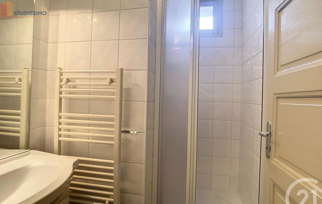 Studio meublé 20m² Troyes - Proche gare, meublé - Photo 1