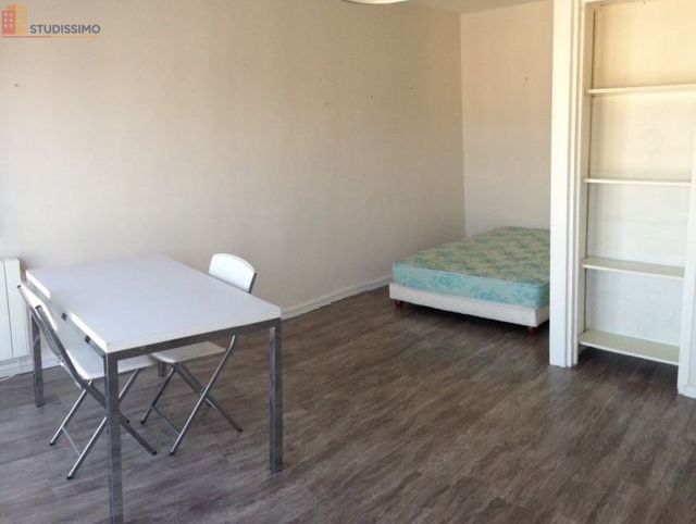 Studio 28m² Troyes - Meublé, étage élevé - Photo 1