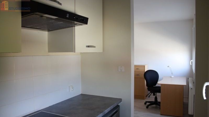 Studio meublé 25m² Troyes - Meublé, DPE D - Photo 2