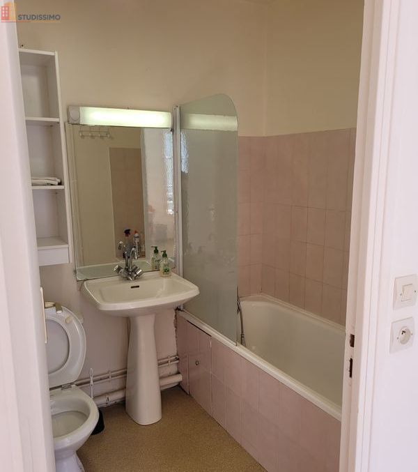 Studio meublé 23m² Troyes centre - Meublé, 2e étage - Photo 2