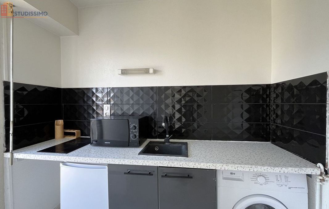 Studio meublé 25m² Troyes - Lumineux, 3e étage - Photo 2