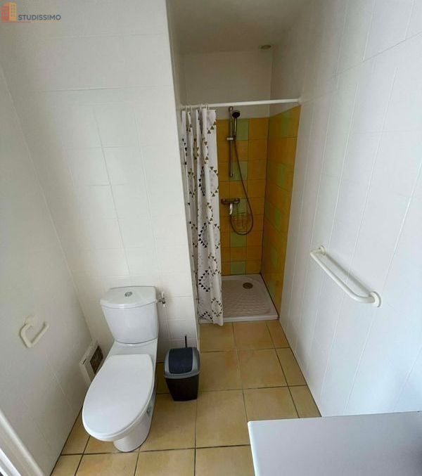 Studio meublé 17m² Sainte-Savine - Meublé, DPE D - Photo 2
