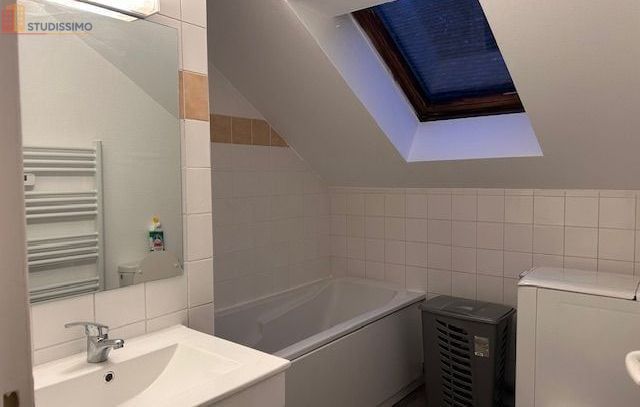Studio meublé 32m² Troyes centre - Rénové, hyper-centre - Photo 2