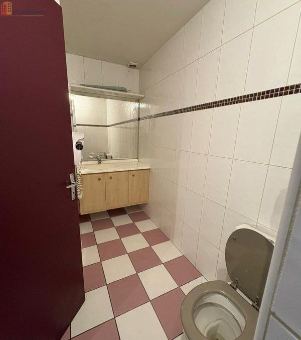 Studio 19m² Sainte-Savine - Meublé, DPE D - Photo 1