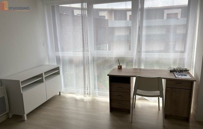 Studio 21m² Rosières-près-Troyes - Meublé, place de parking - Photo 2
