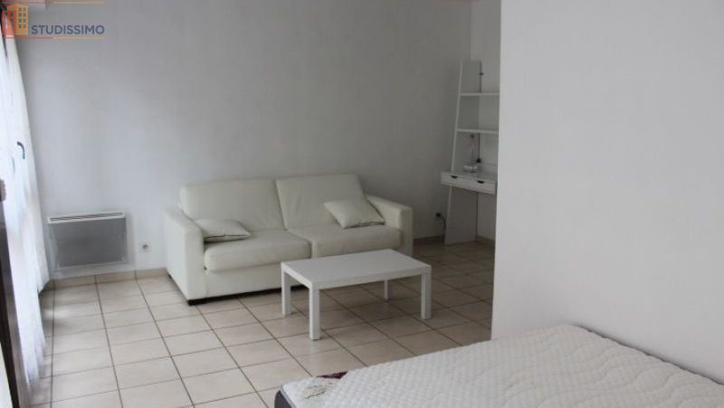 Studio meublé 31m² Troyes - Lumineux, 1er étage - Photo 3