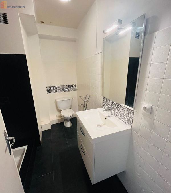 Studio meublé 25m² Rodez - Meublé, dernier étage - Photo 1