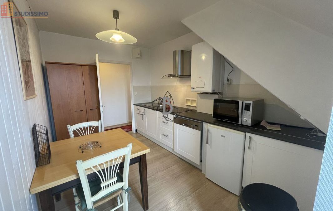Studio meublé 40m² Rodez - Dernier étage, lumineux - Photo 3