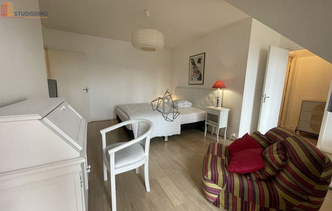 Studio meublé 40m² Rodez - Dernier étage, lumineux - Photo 5