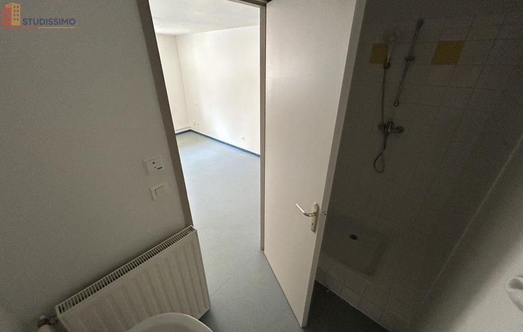 Studio 32m² Decazeville - Sans caractéristiques disponibles - Photo 3
