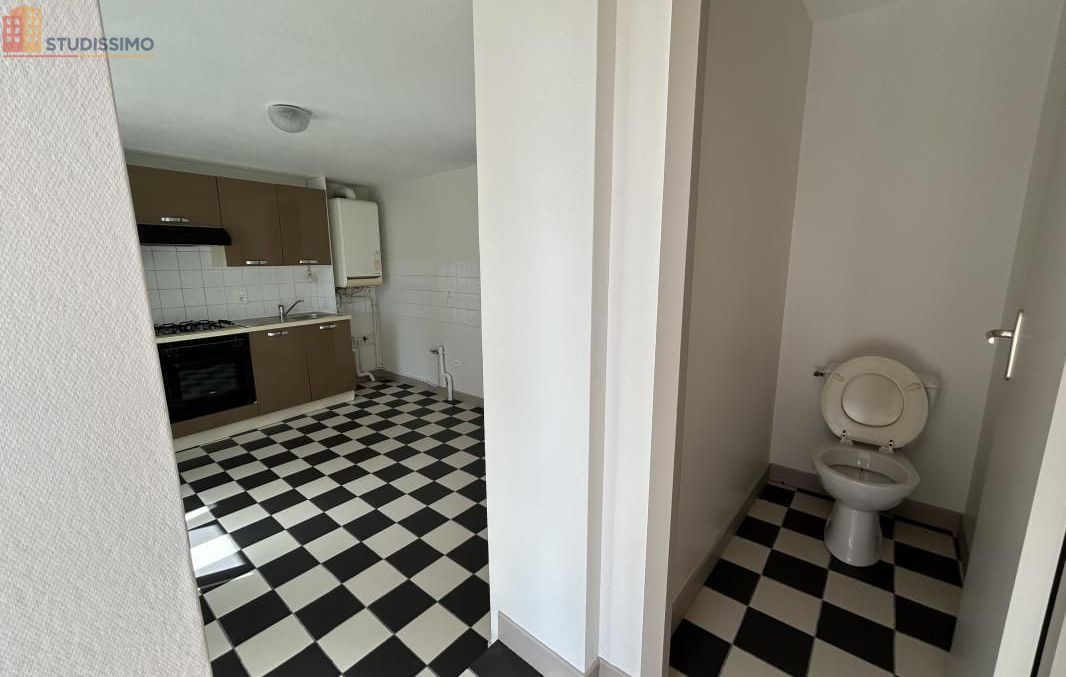Studio 32m² Decazeville - Sans caractéristiques disponibles - Photo 1