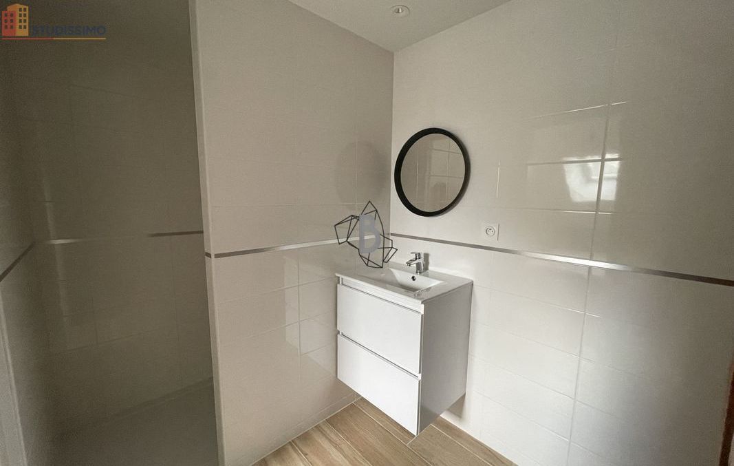 Studio 19m² Rodez - Meublé, dernier étage - Photo 1