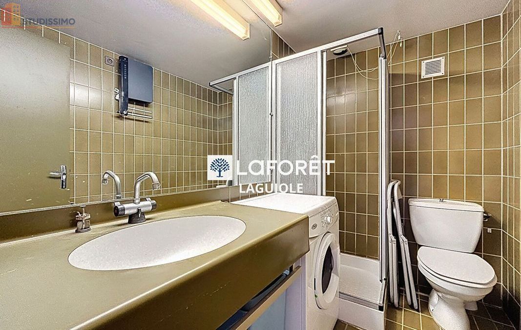 Studio 18m² Laguiole 12210 - Étage 2, DPE C - Photo 2