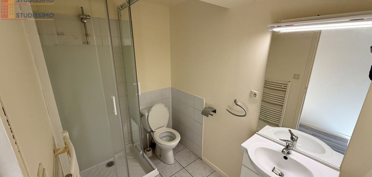 Studio meublé 25m² Espalion - Meublé, DPE D - Photo 2