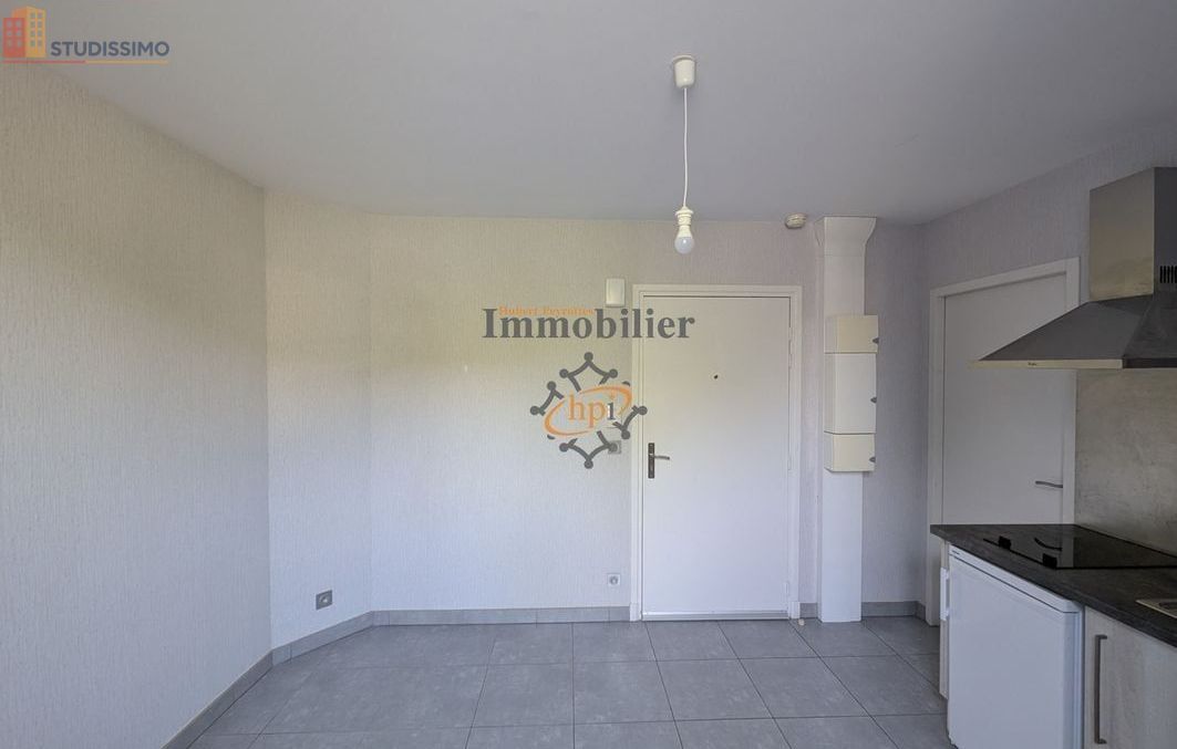 Studio 15m² Saint-Affrique - DPE C - Photo 8