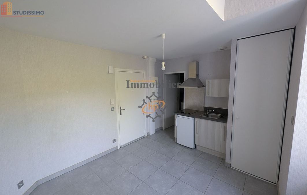 Studio 15m² Saint-Affrique - DPE C - Photo 9