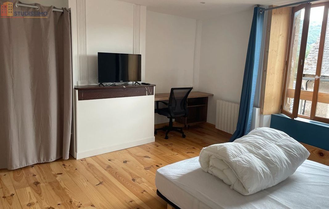 Studio 30m² Saint-Sernin-sur-Rance - Meublé, 2e étage - Photo 2